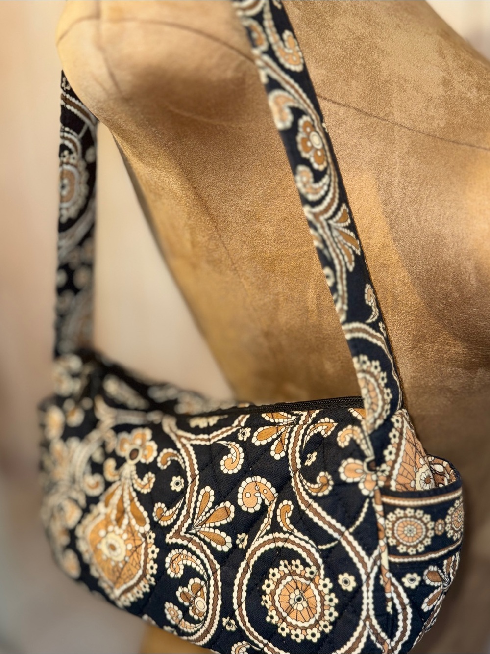 Vera Bradley Retired shoulder bag quilted "Caffe Latte" paisley pattern - Picture 4 of 9